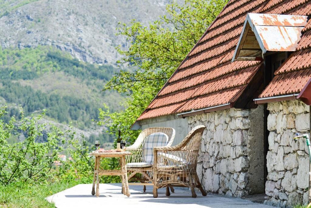 Nikšić Grandma'S Hutヴィラ エクステリア 写真