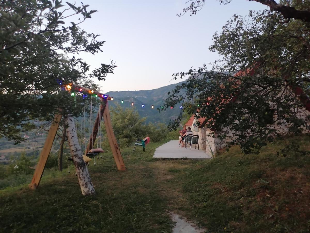Nikšić Grandma'S Hutヴィラ エクステリア 写真