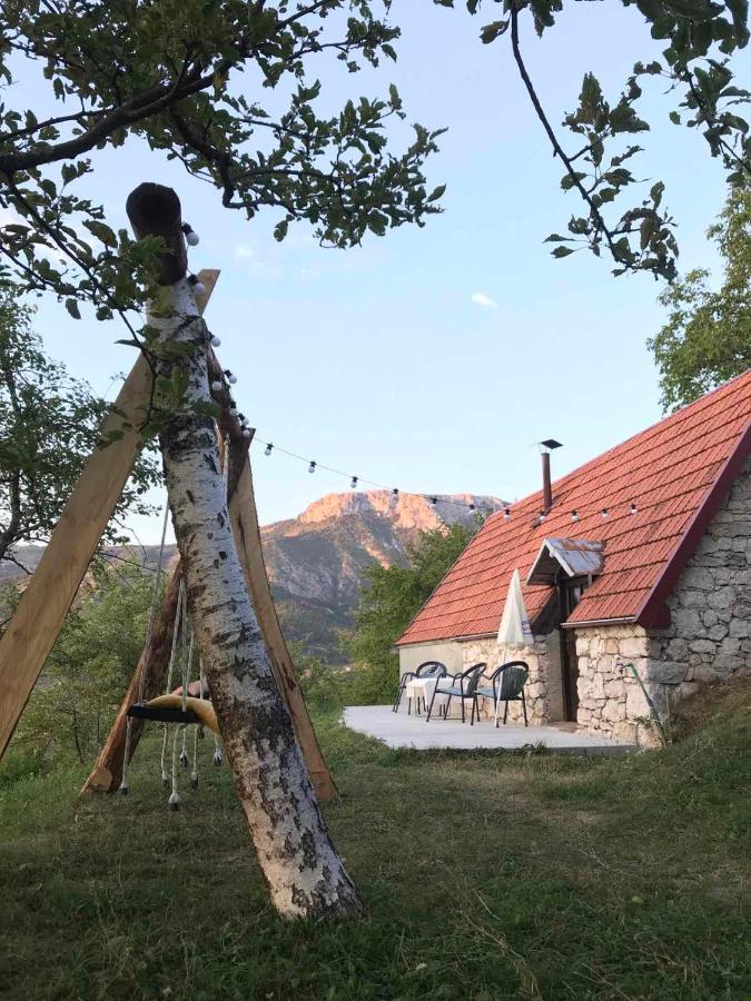 Nikšić Grandma'S Hutヴィラ エクステリア 写真